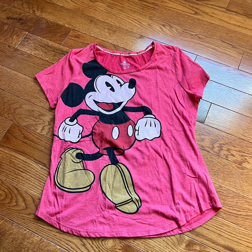 Disney parks Mickey Mouse Half Sleeve T-Shirt in women’s large
